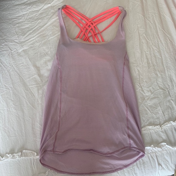 Lululemon Free to Be bra tank size 4 lavender - Picture 2 of 5